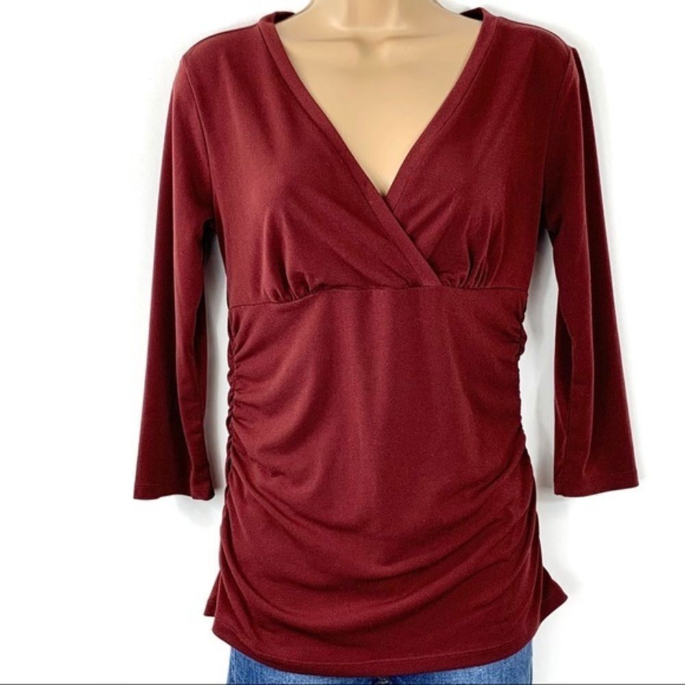 Ann Taylor Maroon Poly/Spandex Top‎